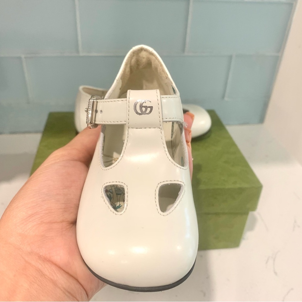 AUTHENTIC GIRLS GUCCI SHOES